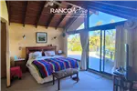  Venta  Casa en Valdivia  $561.138.300 UF13.700 