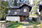  Venta  Casa en Pucón  $344.055.600 UF8.400 