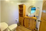  Venta  Casa en Quillón  $237.562.200 UF5.800 