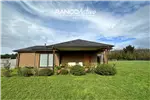  Venta  Casa en Valdivia  UF6.591,96 $270.000.000 