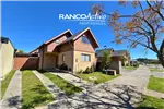  Arriendo  Casa en Los Angeles  UF12,94 $530.000 